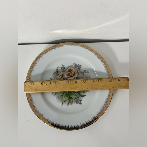 Vintage Gold Trim Yellow Rose Floral Design Plate Made in Japan - Picture 3 of 5